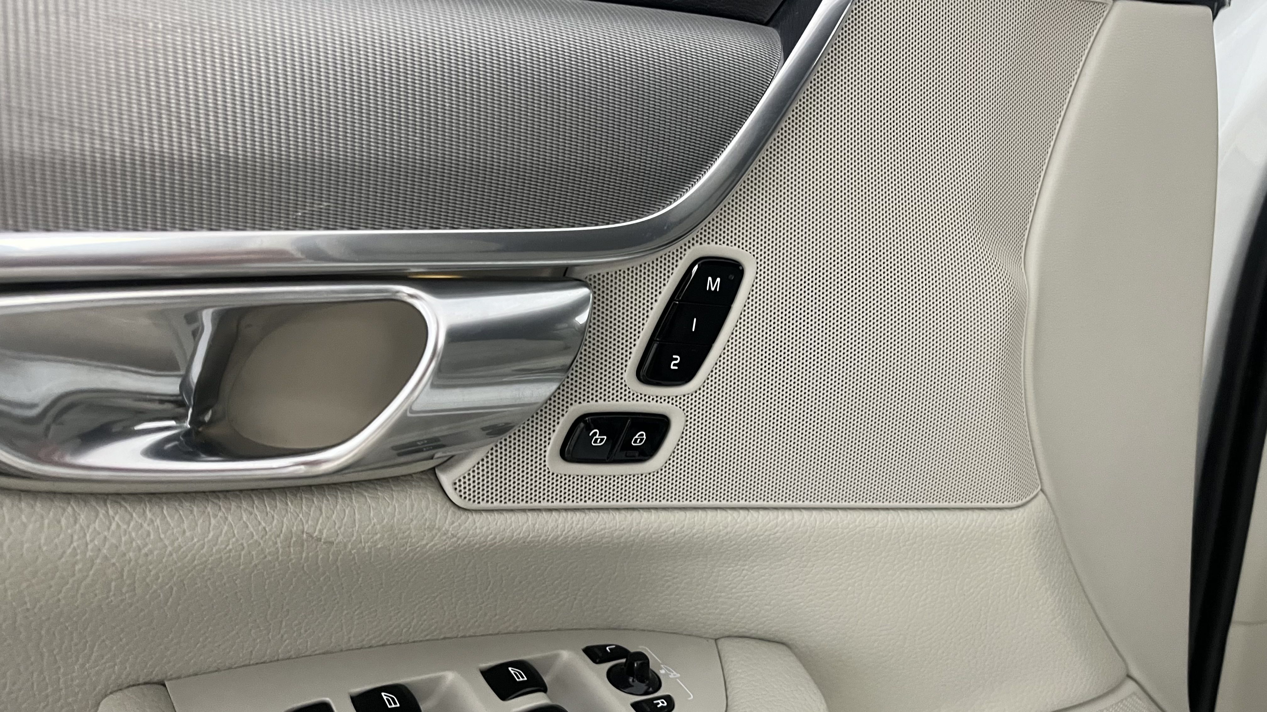 Volvo V90 2017