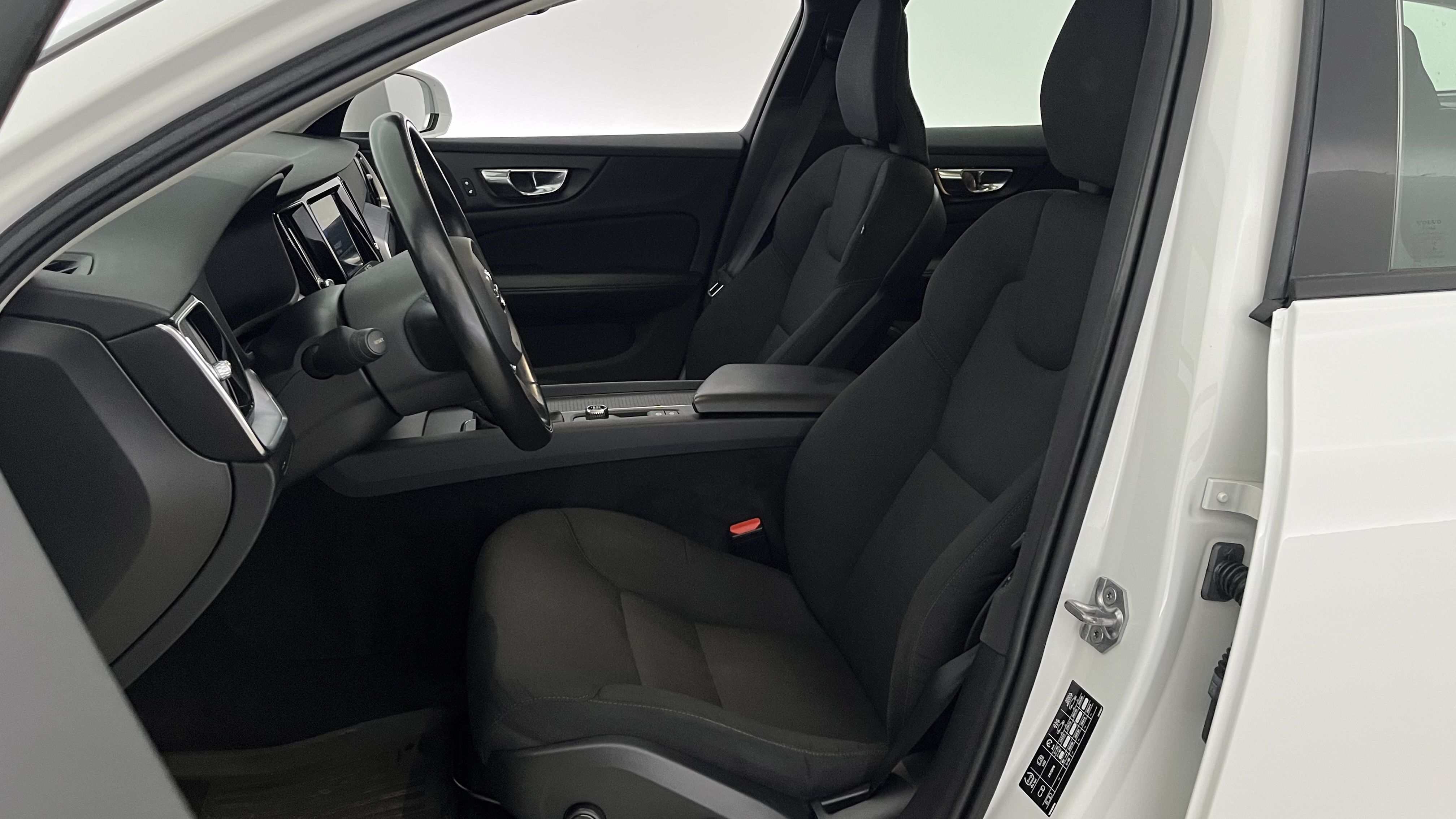 Volvo V60 Cross Country 2019