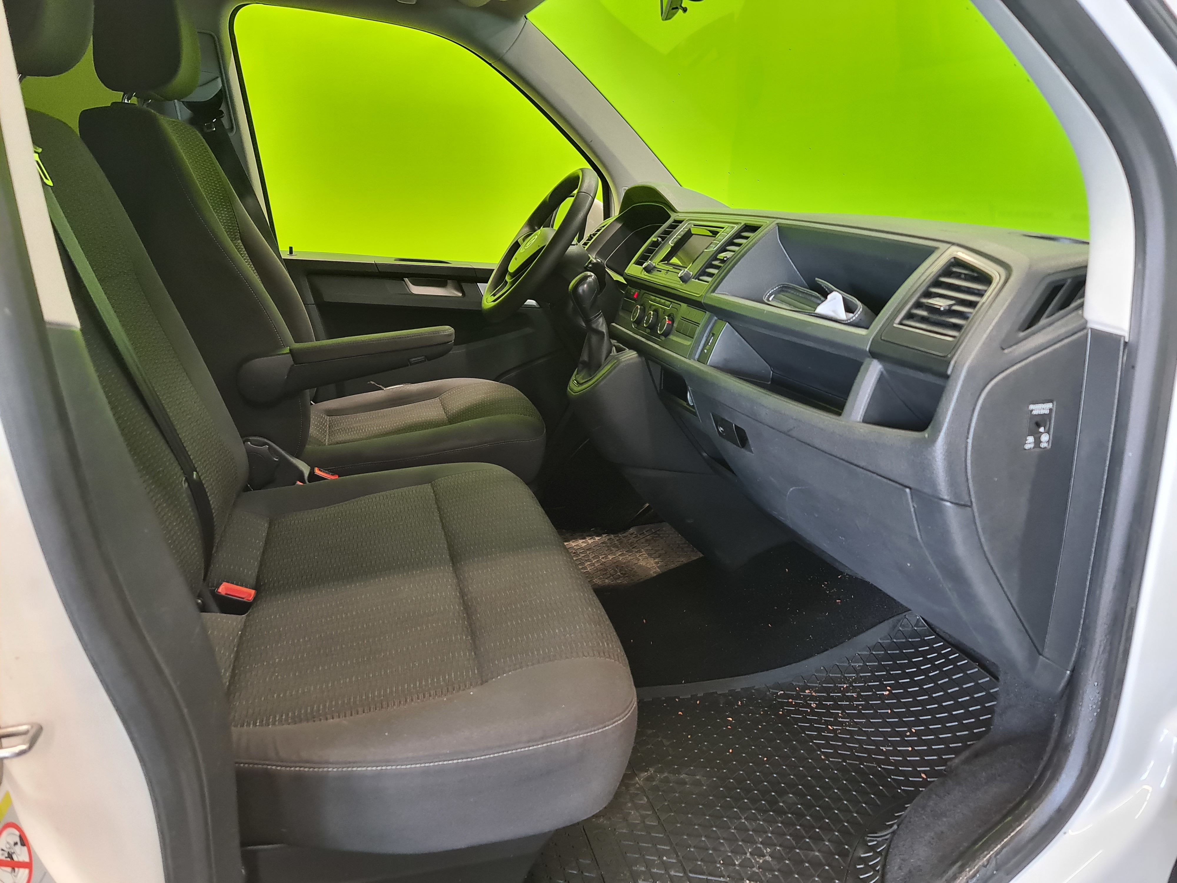 Volkswagen Caravelle 2019