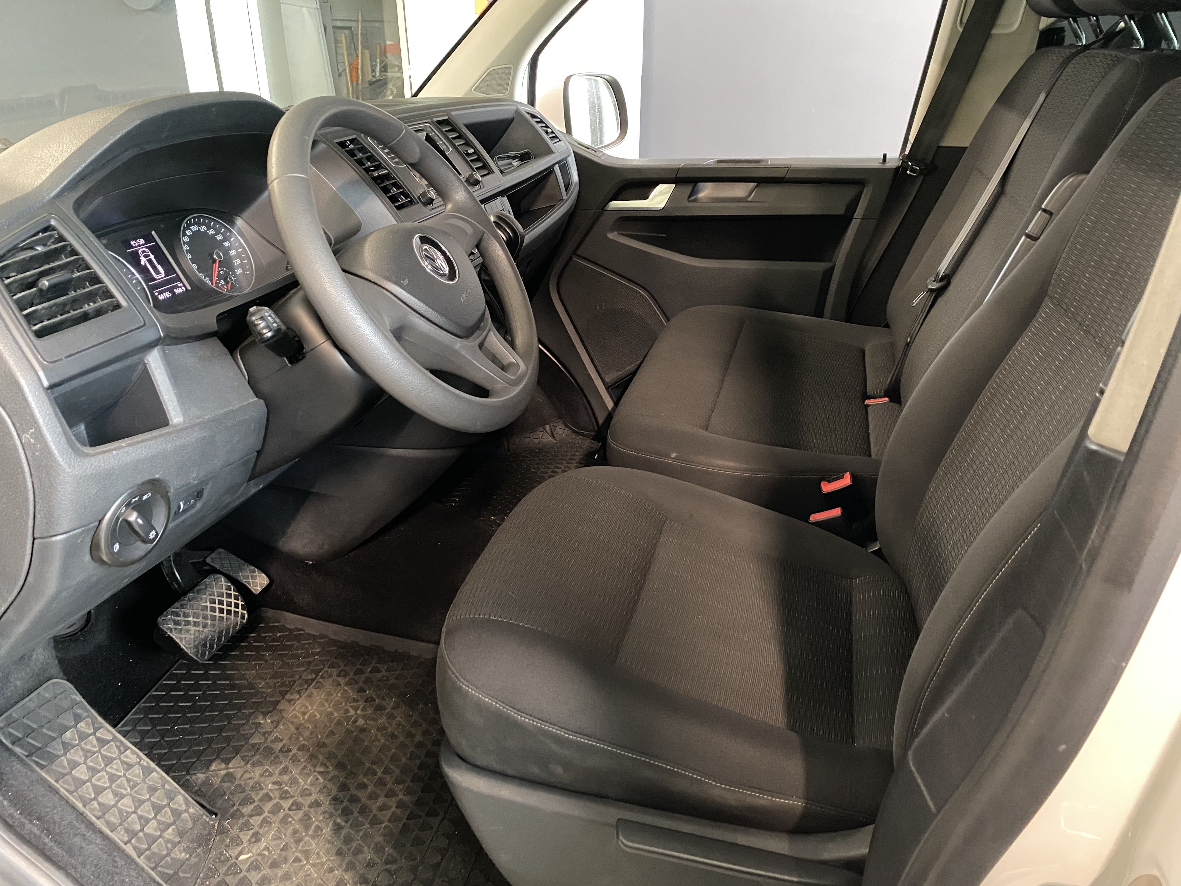 Volkswagen Caravelle 2019