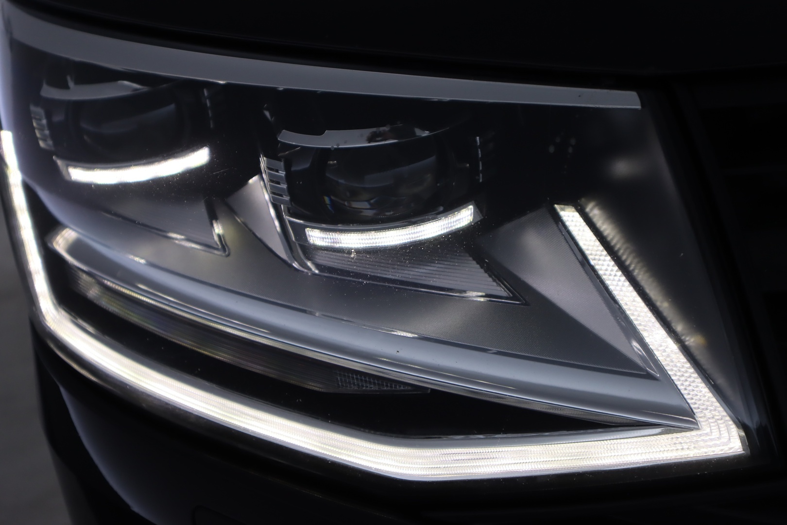 VOLKSWAGEN Transporter 2018