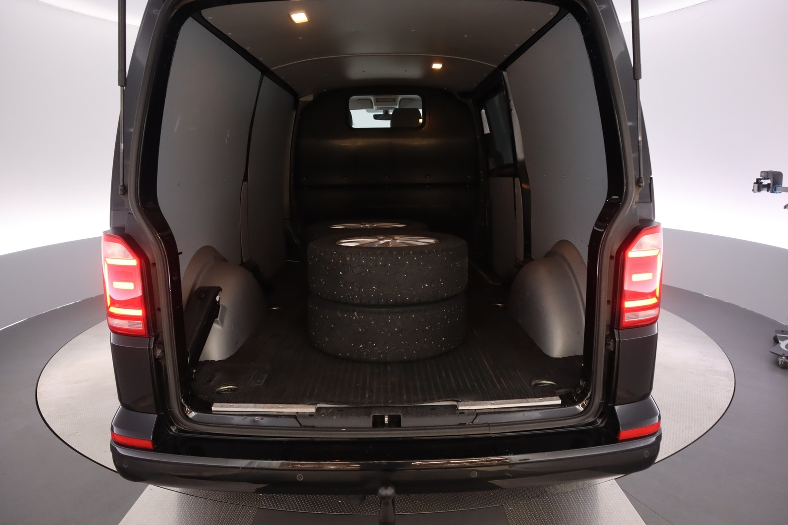 VOLKSWAGEN Transporter 2018