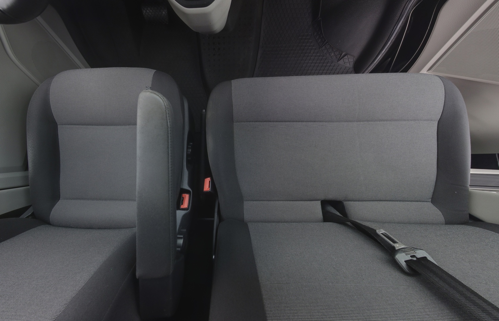 VOLKSWAGEN Transporter 2018