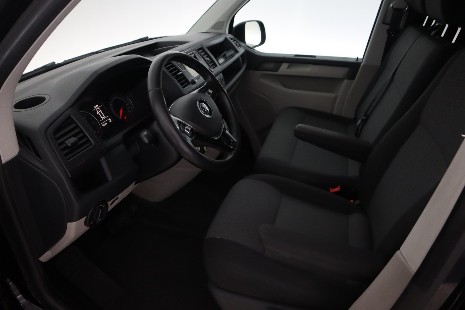 VOLKSWAGEN Transporter 2018