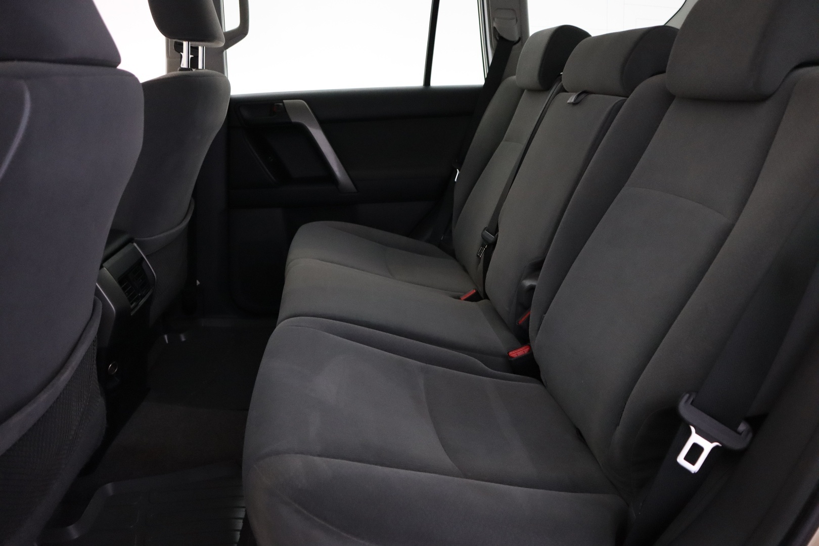 TOYOTA Land Cruiser 2010
