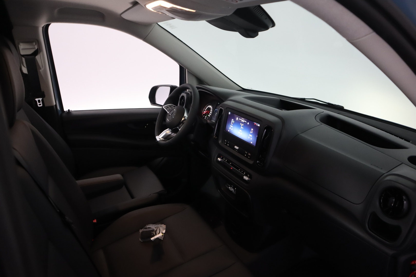 MERCEDES-BENZ Vito 2025