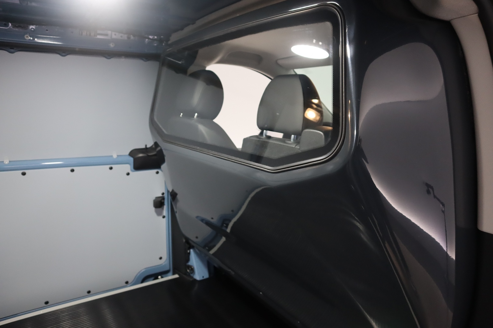 MERCEDES-BENZ Vito 2025