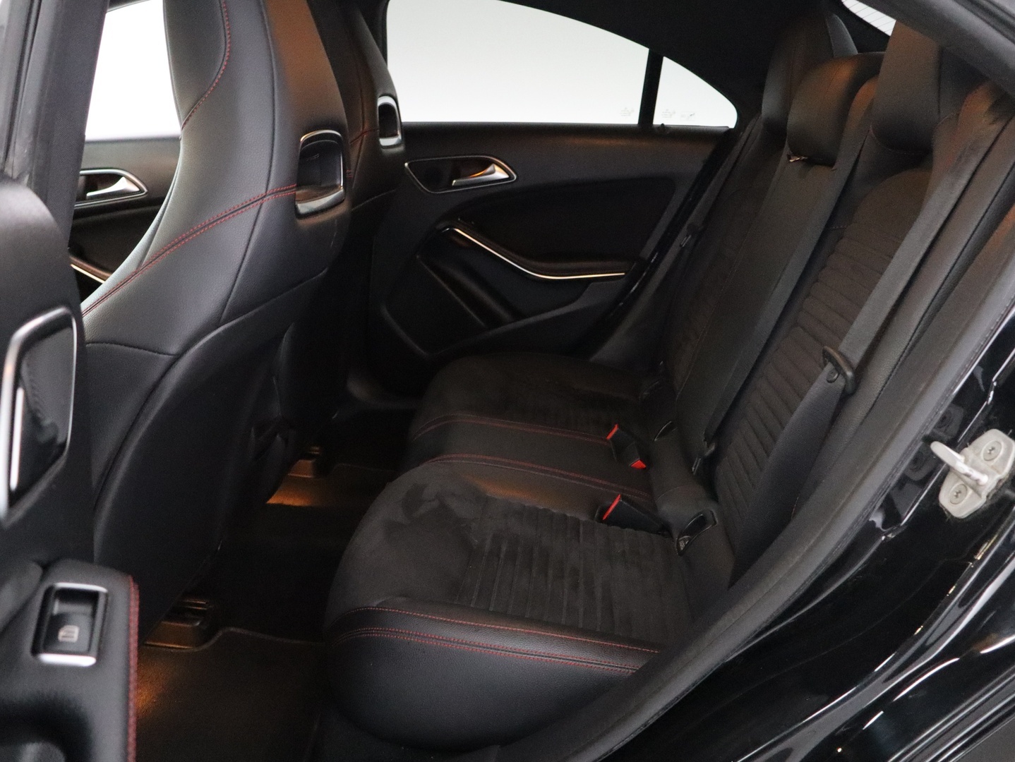 MERCEDES-BENZ CLA 2013