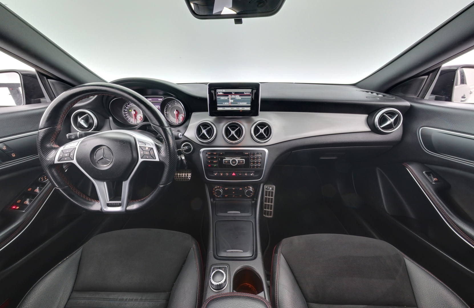 MERCEDES-BENZ CLA 2013
