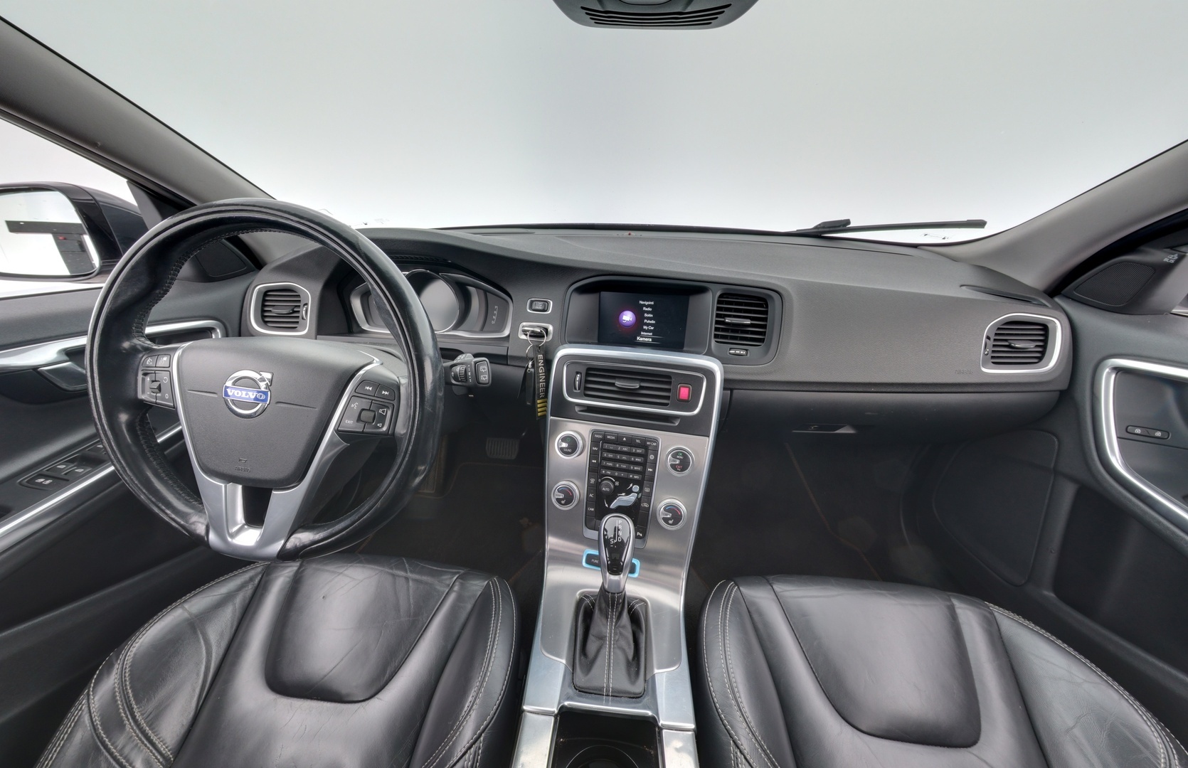 VOLVO V60 2014