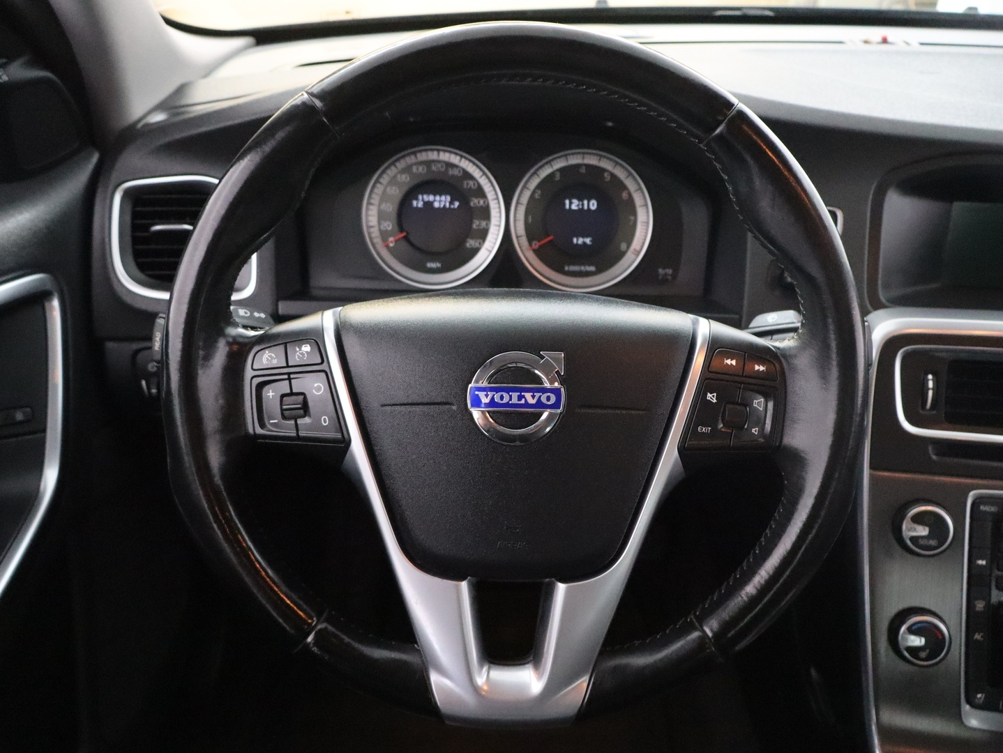 VOLVO S60 2011
