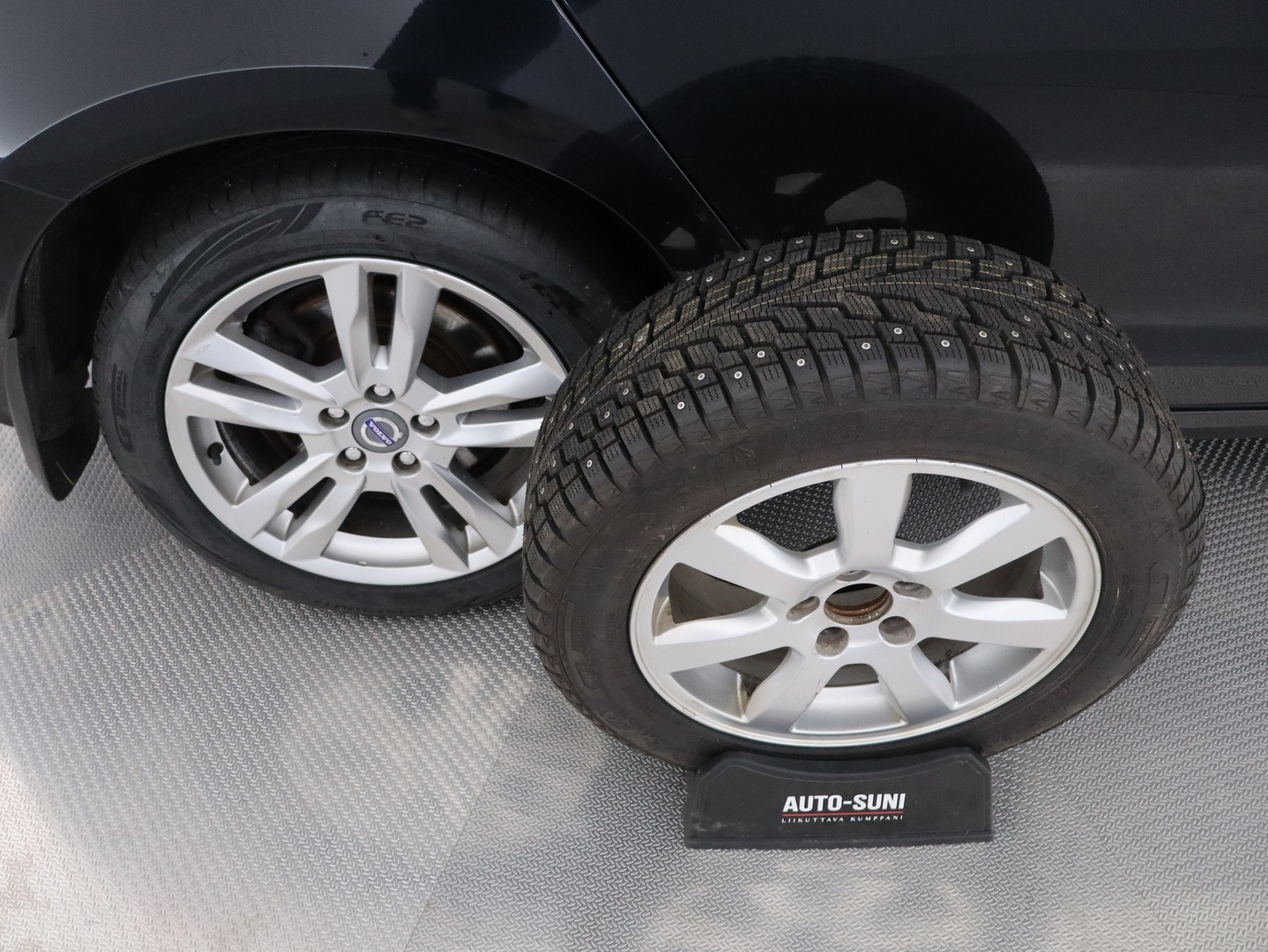 VOLVO S60 2011