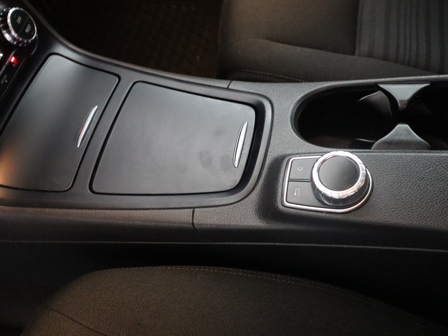 MERCEDES-BENZ B 2012