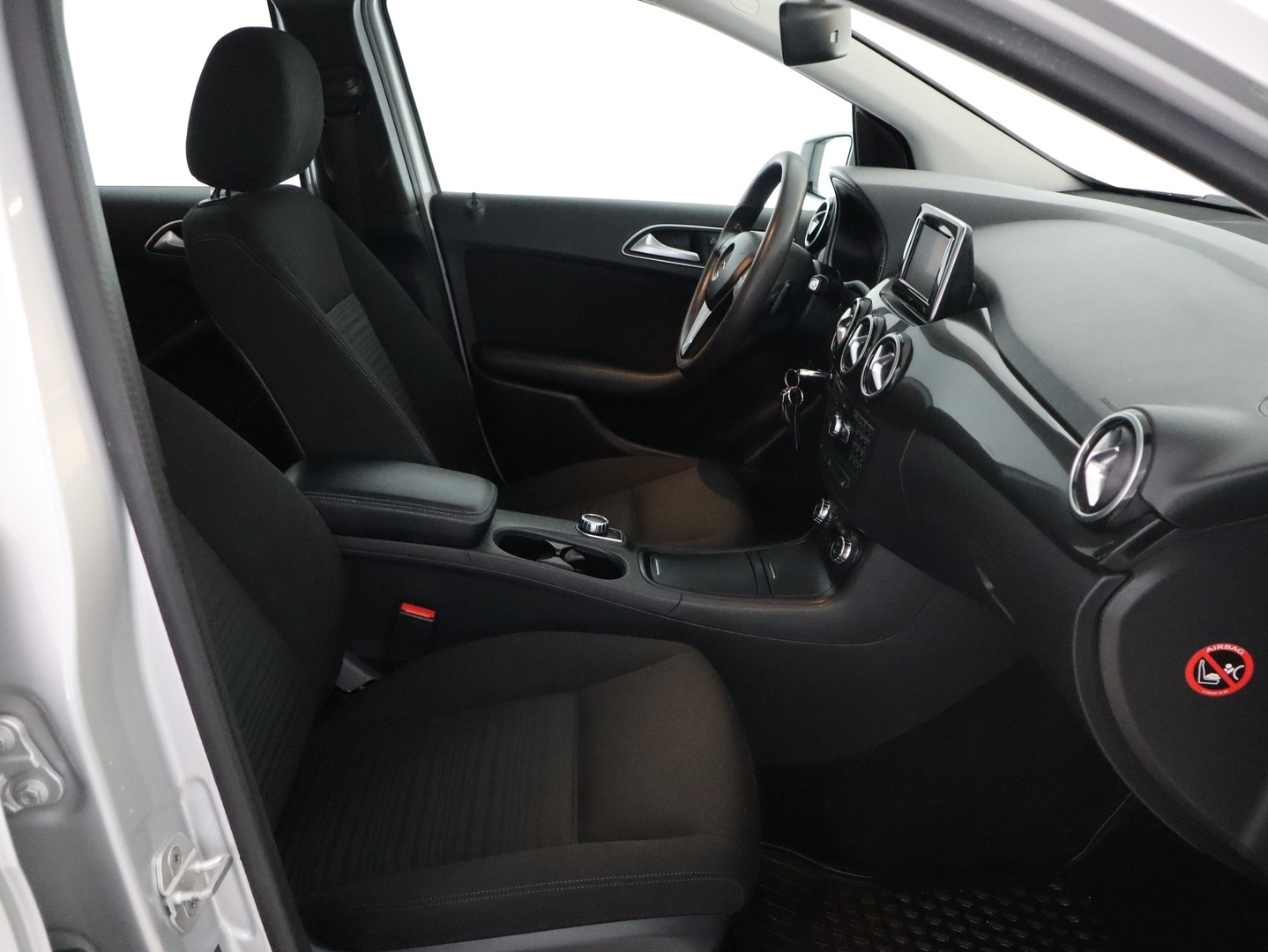 MERCEDES-BENZ B 2012
