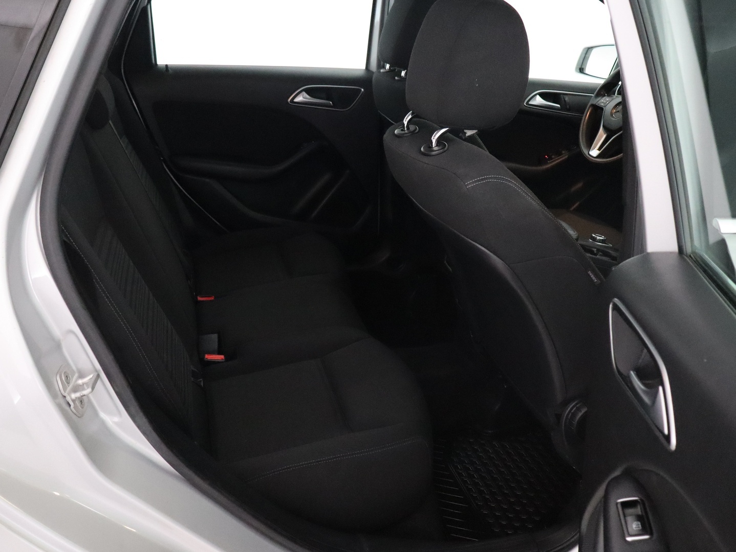 MERCEDES-BENZ B 2012