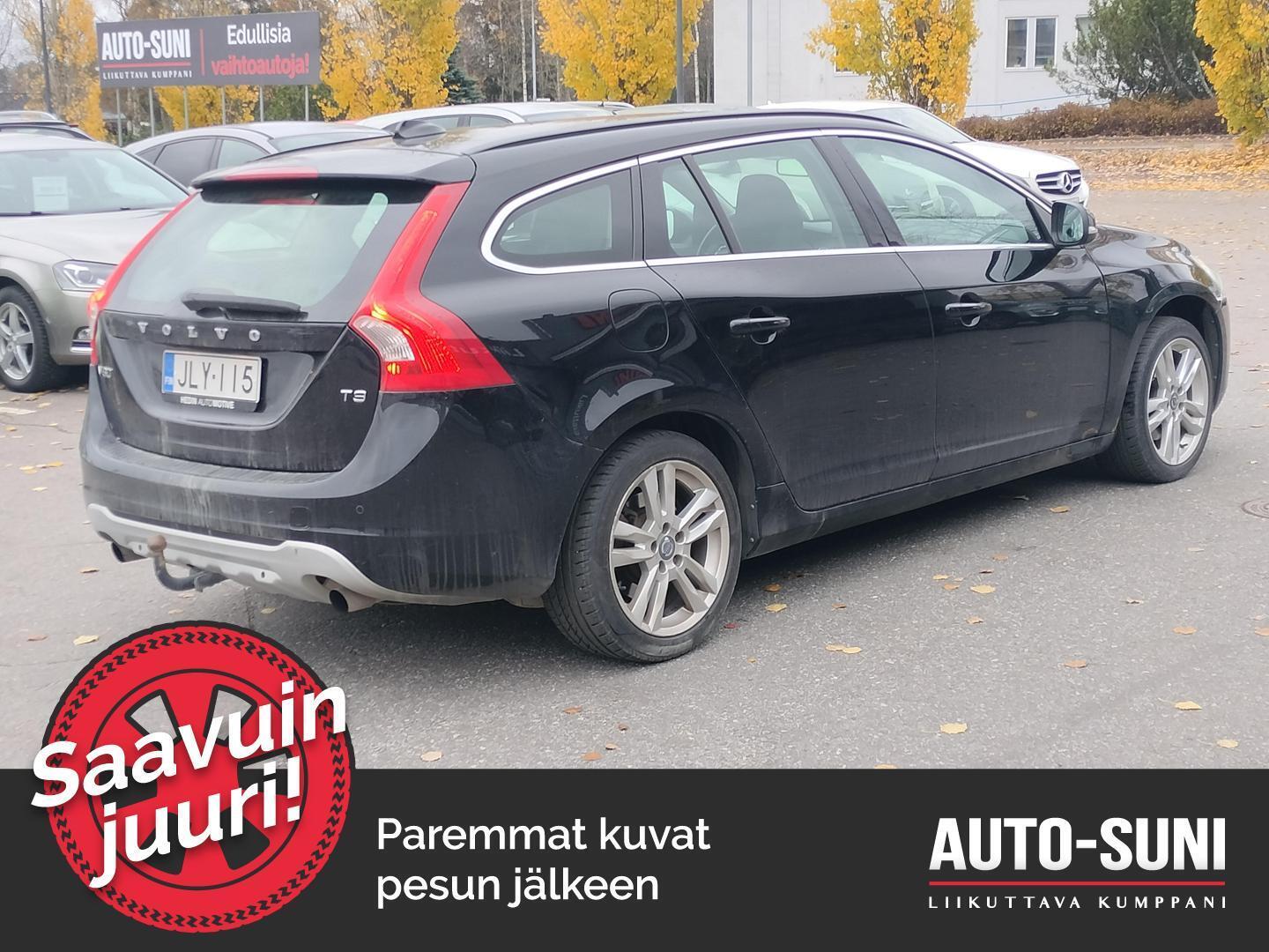 VOLVO V60 2011