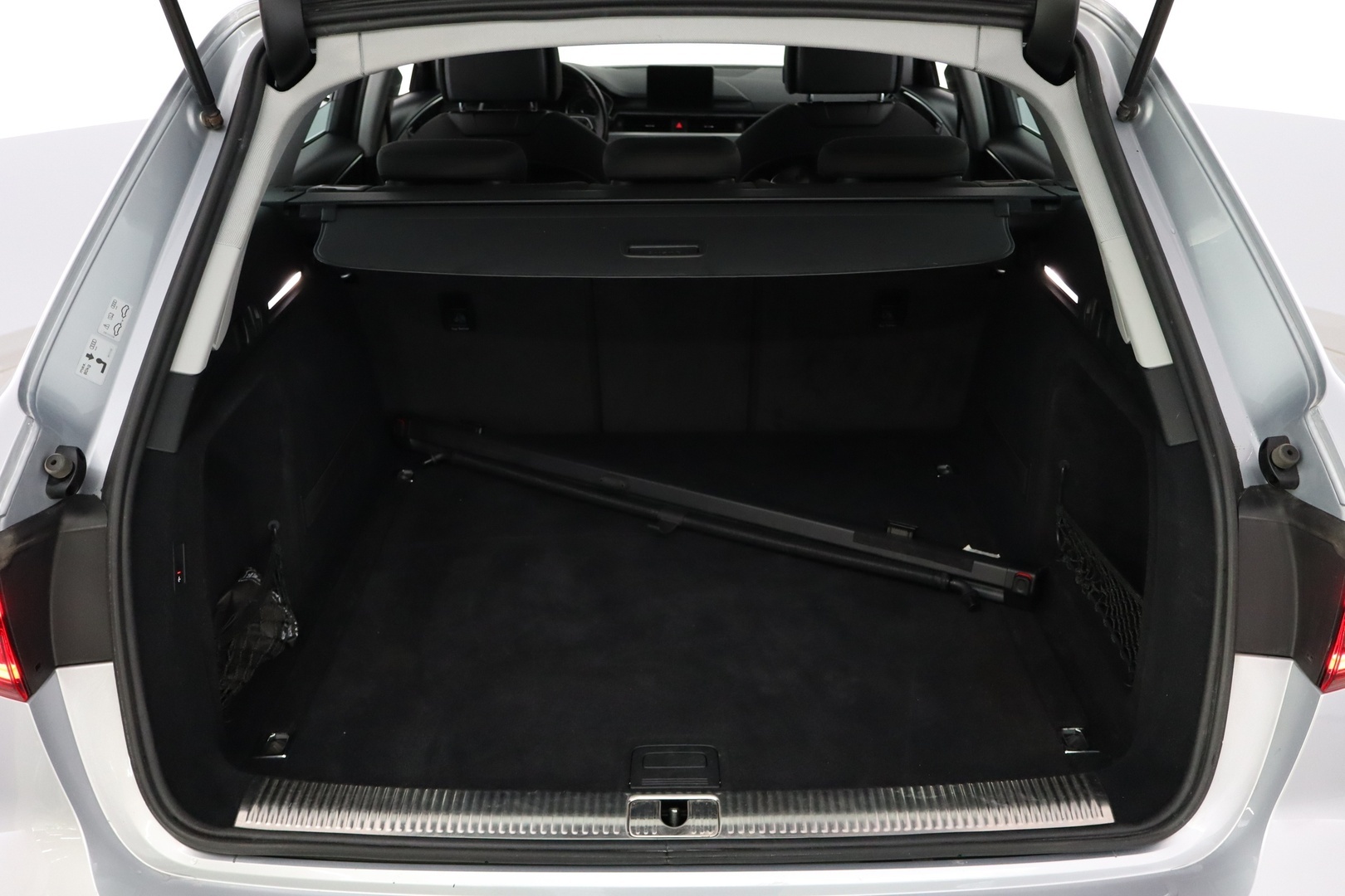 AUDI A4 2018