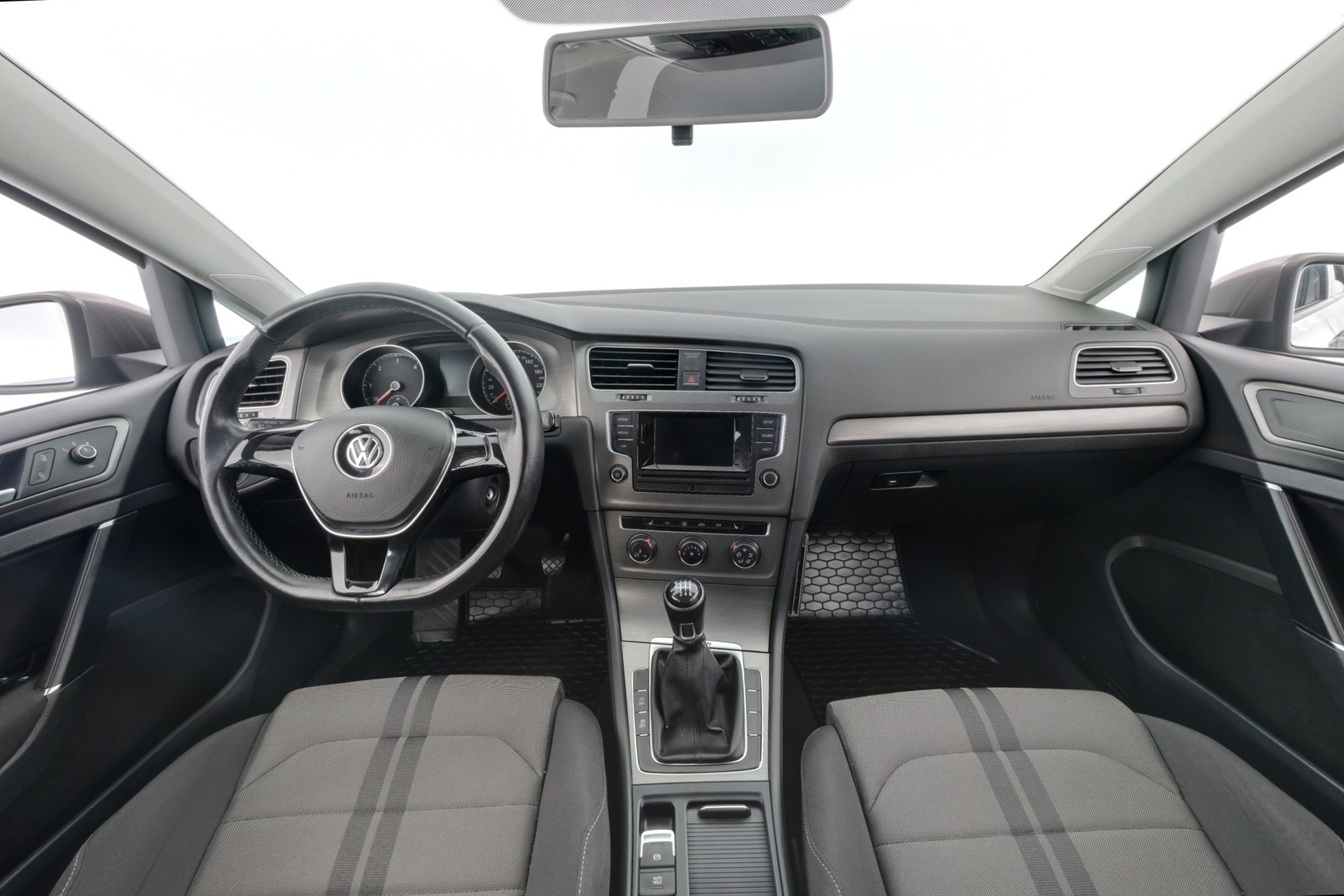 VOLKSWAGEN Golf 2013