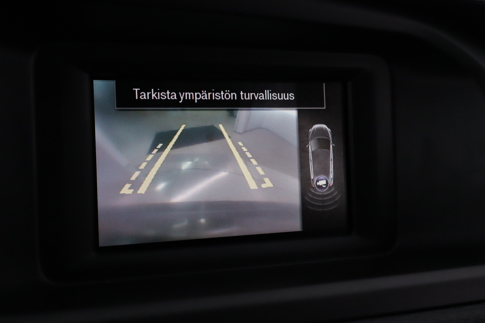 VOLVO V40 2013