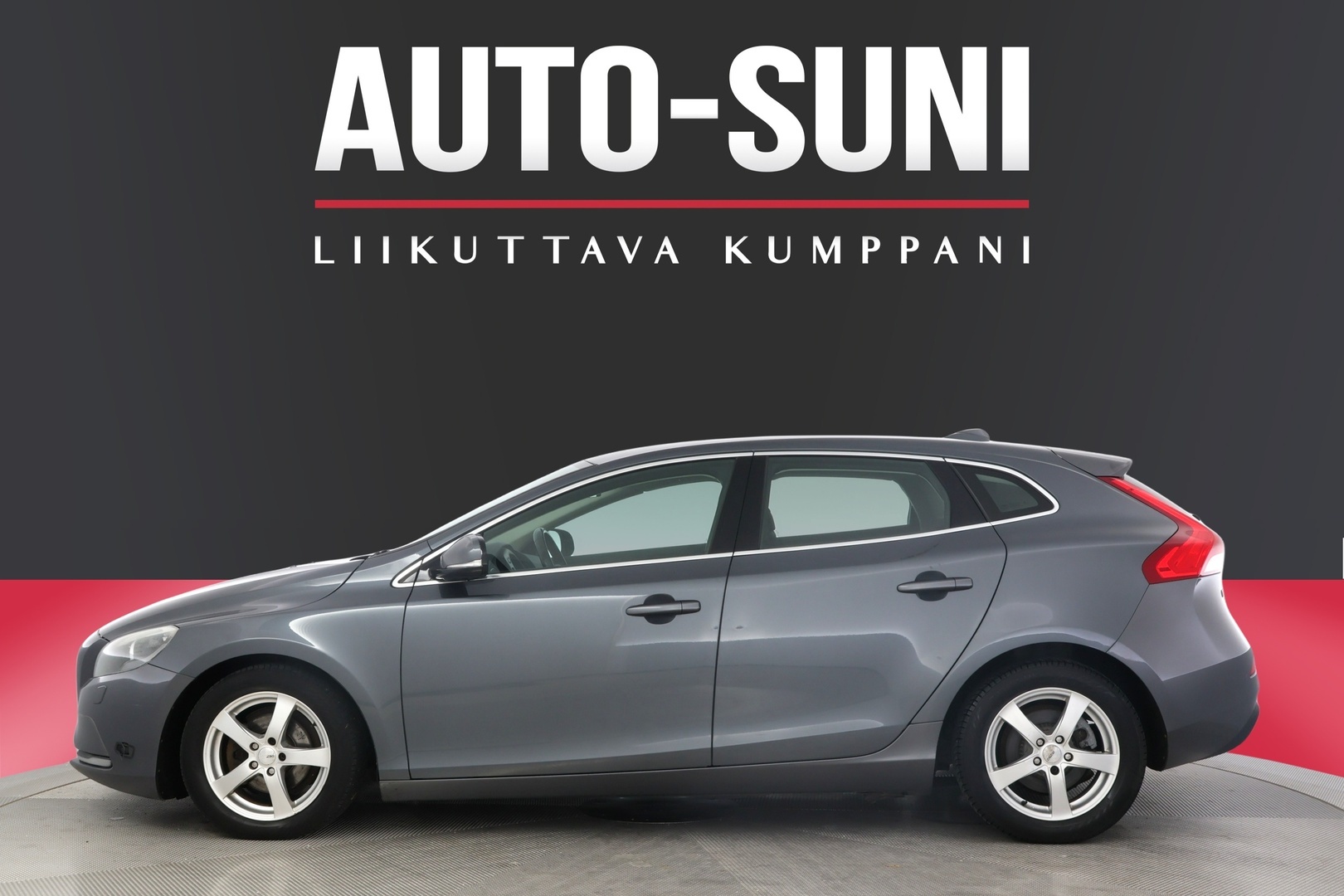 VOLVO V40 2013