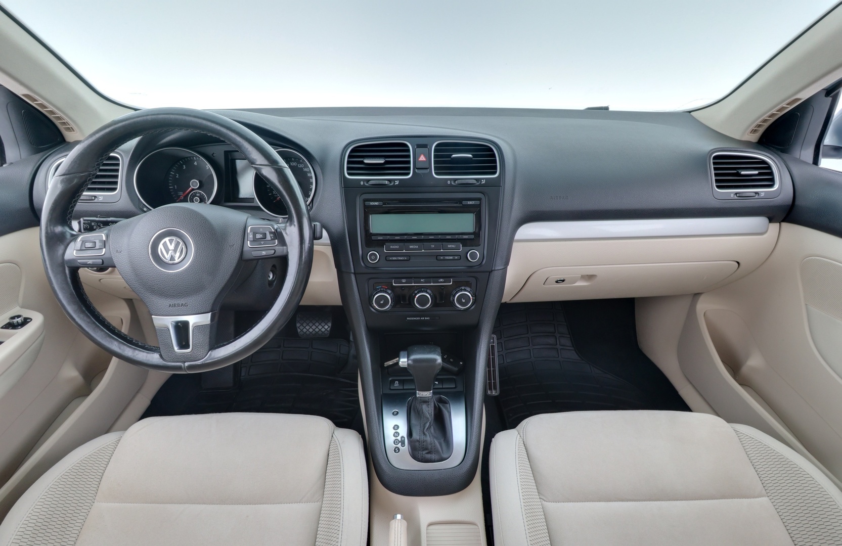 VOLKSWAGEN Golf 2011