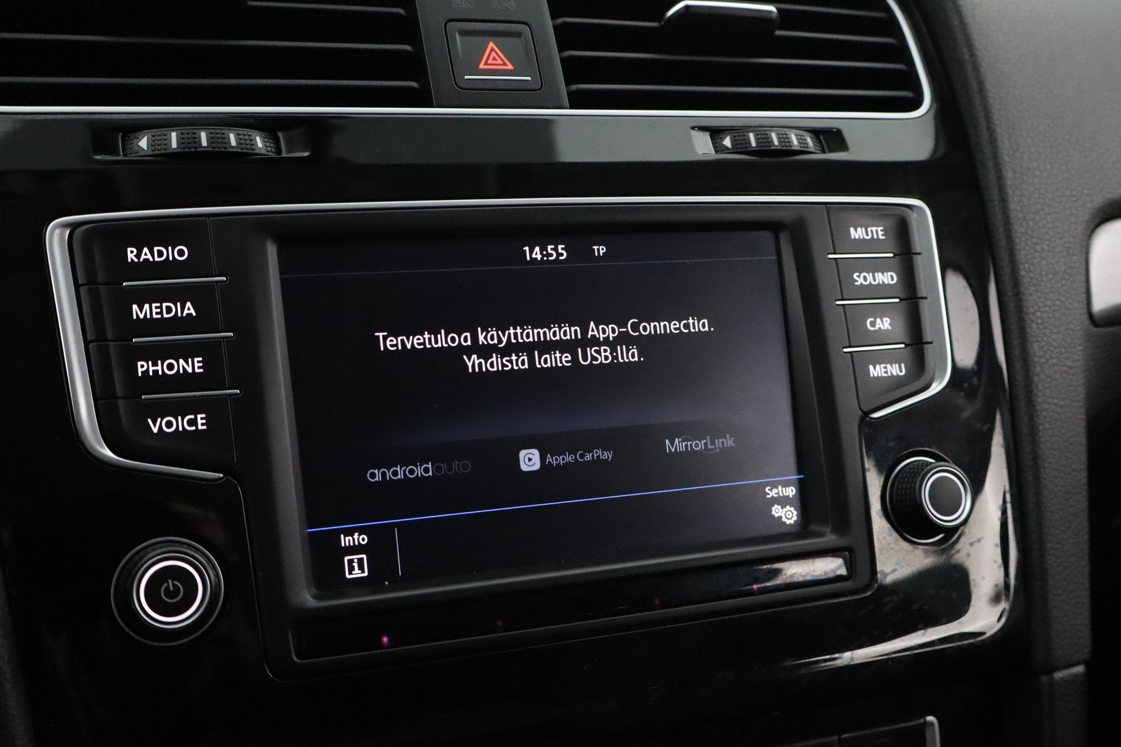 VOLKSWAGEN Golf 2017
