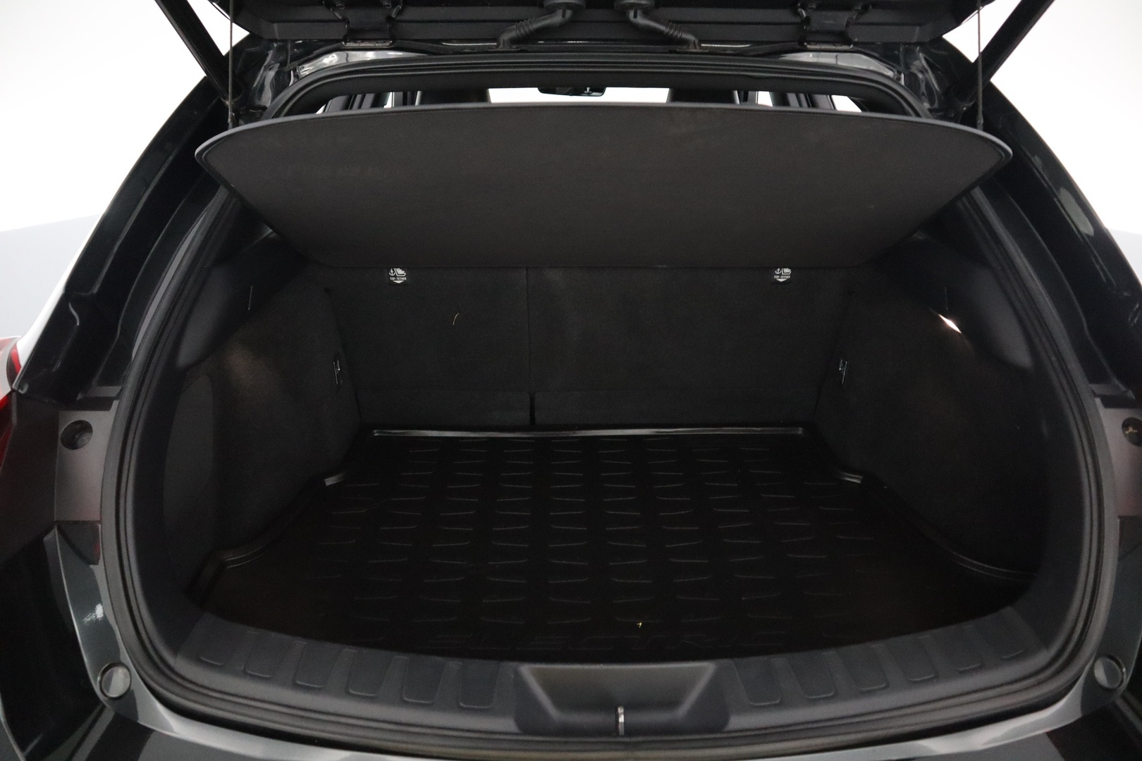 LEXUS UX 2021