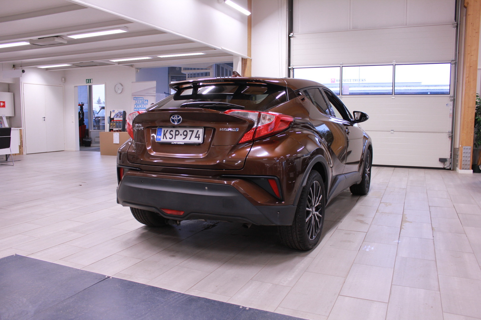 TOYOTA C-HR 2017