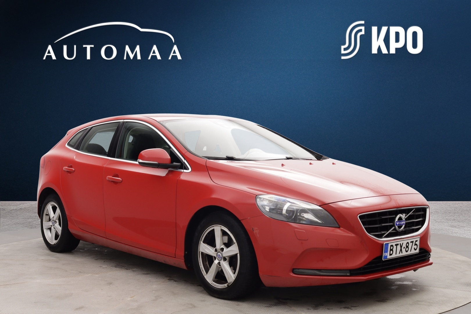 VOLVO V40 2015