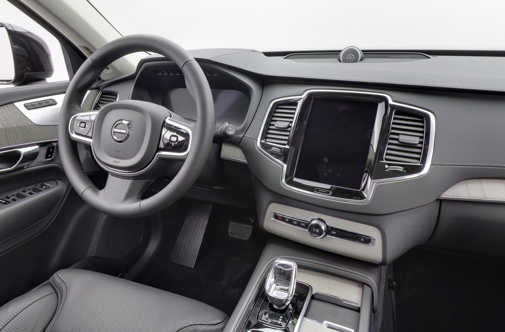 VOLVO XC90 2025
