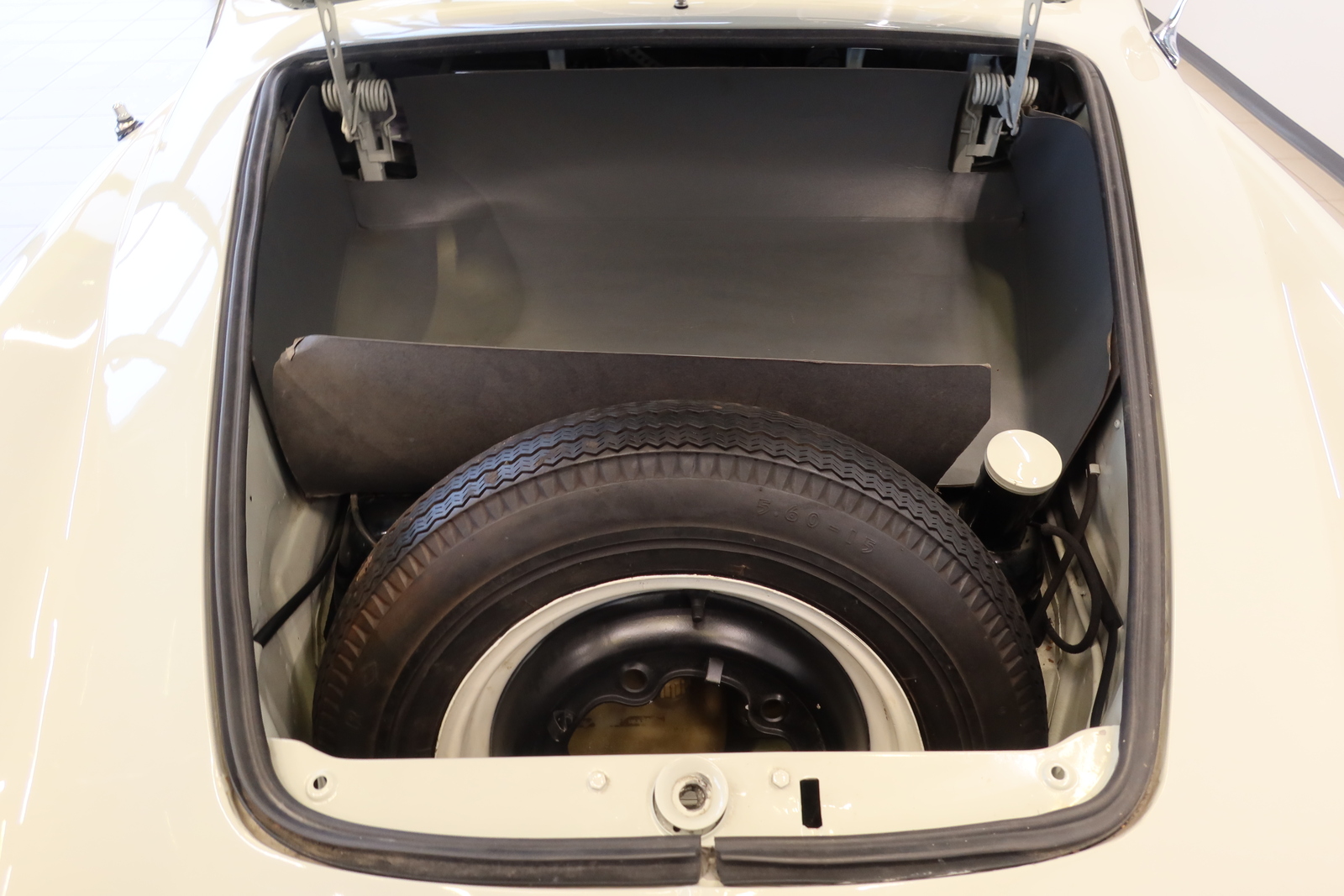 Volkswagen Karmann-Ghia 1960