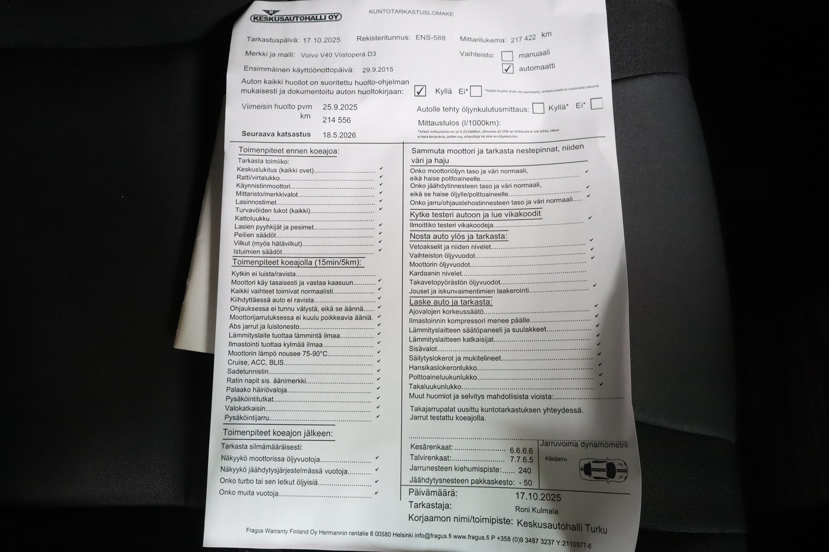 VOLVO V40 2016