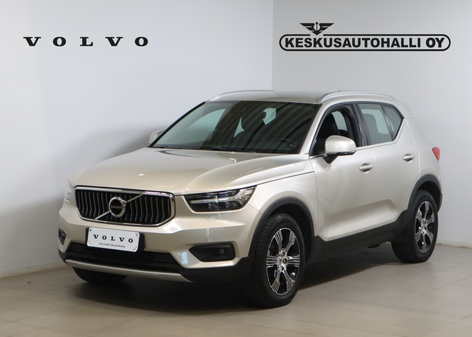 VOLVO XC40 2019