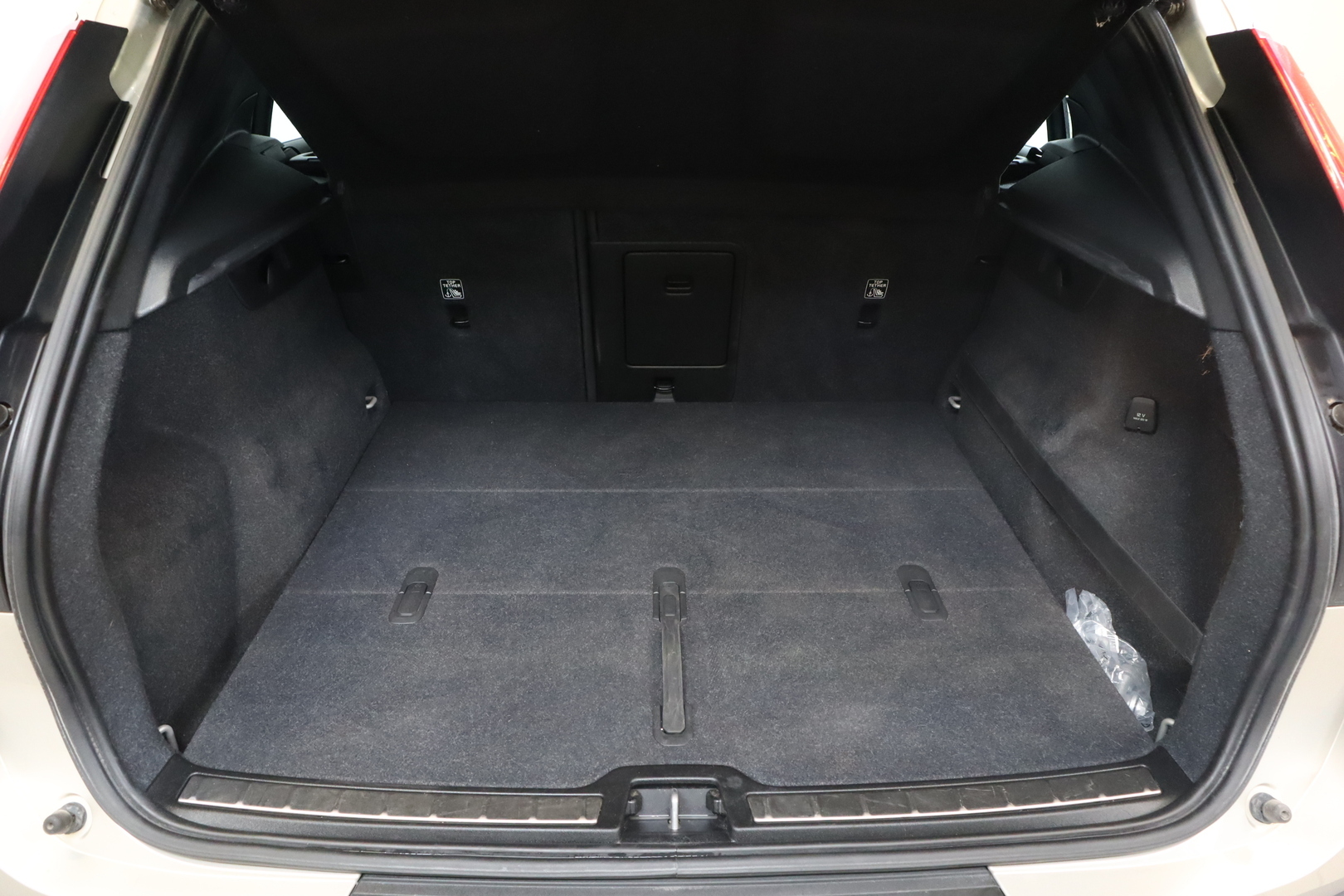 VOLVO XC40 2019