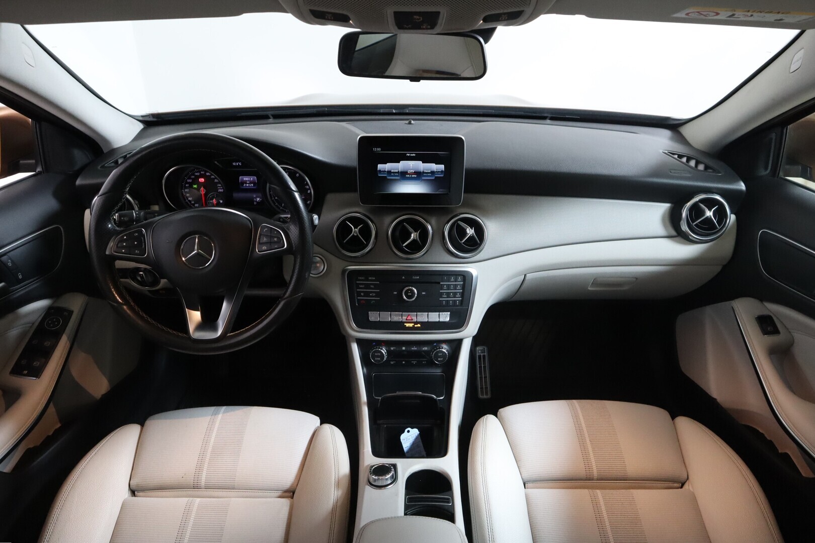 MERCEDES-BENZ GLA 2017