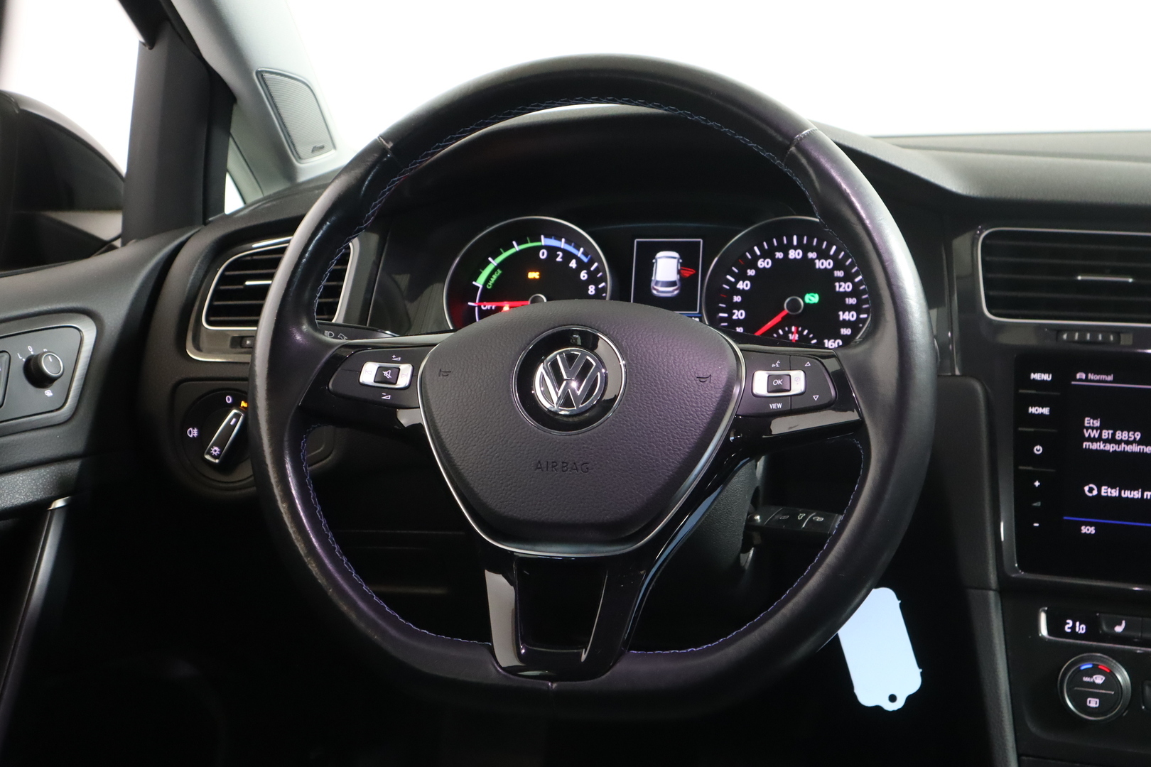 VOLKSWAGEN Golf 2020
