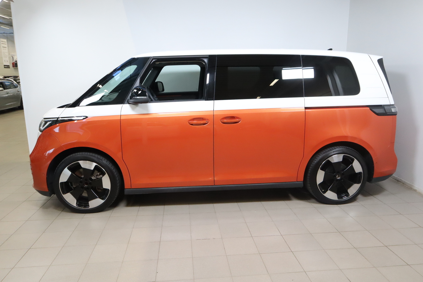 VOLKSWAGEN ID. Buzz 2024