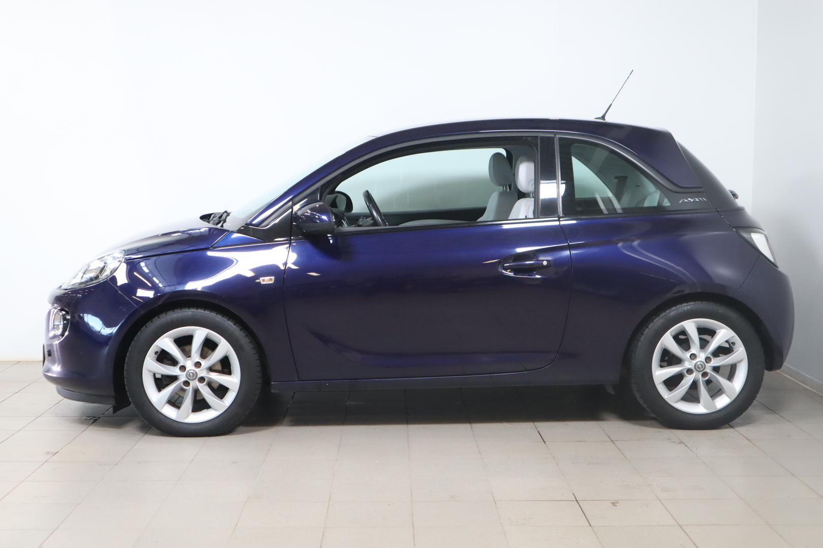 OPEL Adam 2013