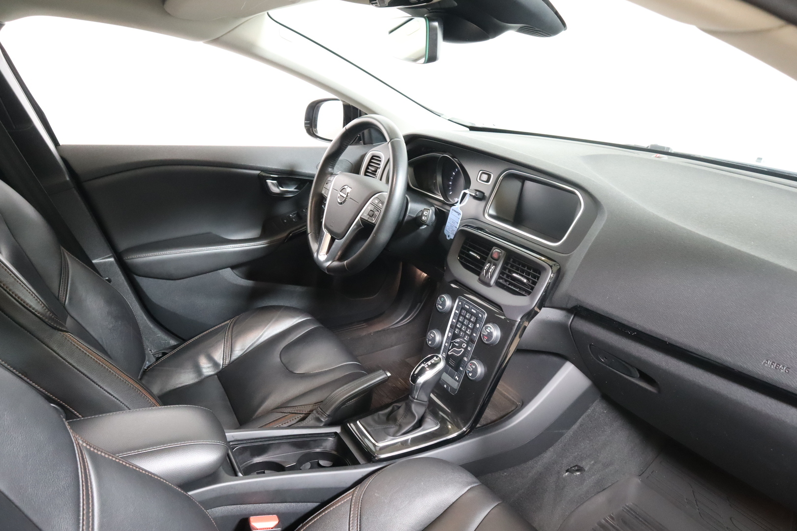 VOLVO V40 Cross Country 2019