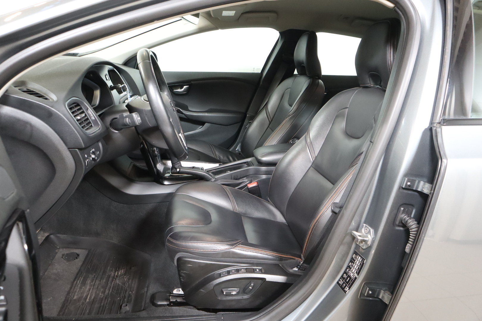 VOLVO V40 Cross Country 2019