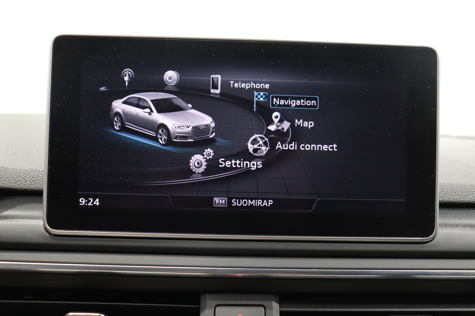 AUDI A4 2016