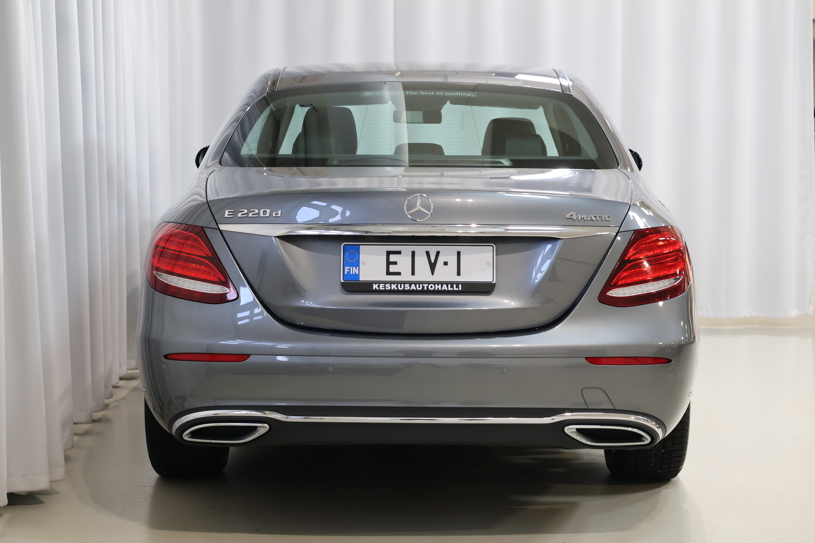 MERCEDES-BENZ E 2017