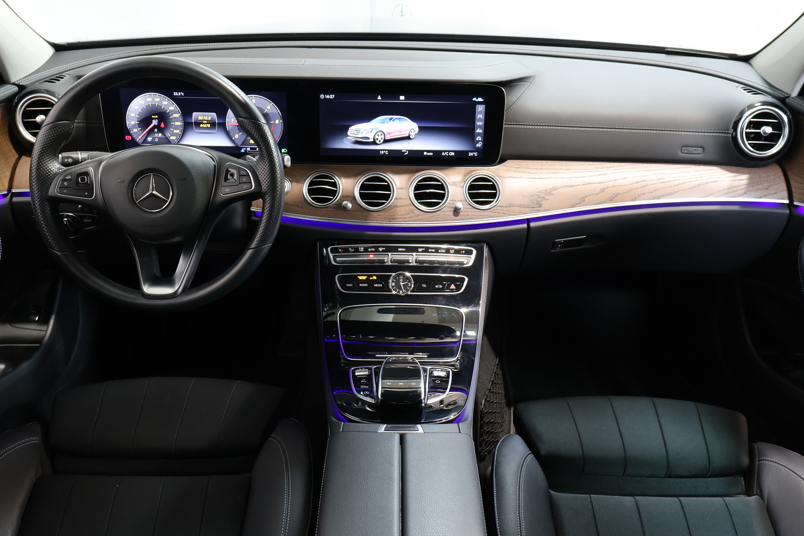 MERCEDES-BENZ E 2017