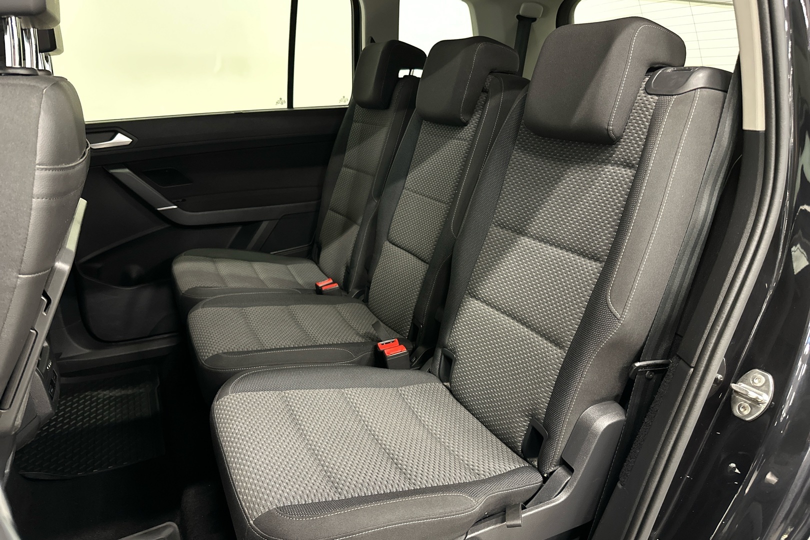 VOLKSWAGEN Touran 2019