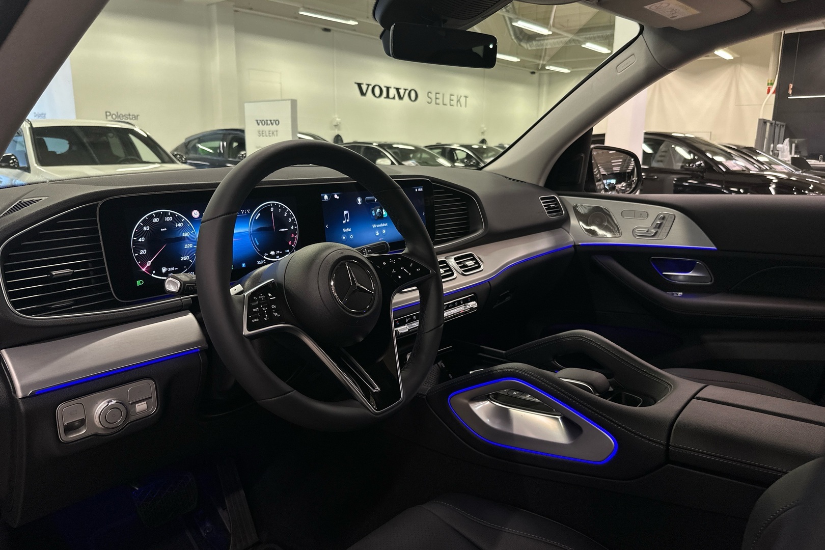 MERCEDES-BENZ GLE 2025