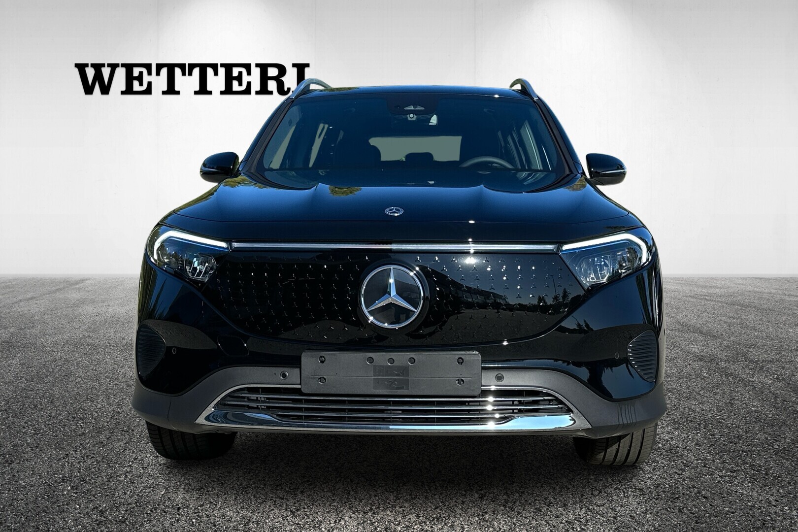 MERCEDES-BENZ EQB 2025