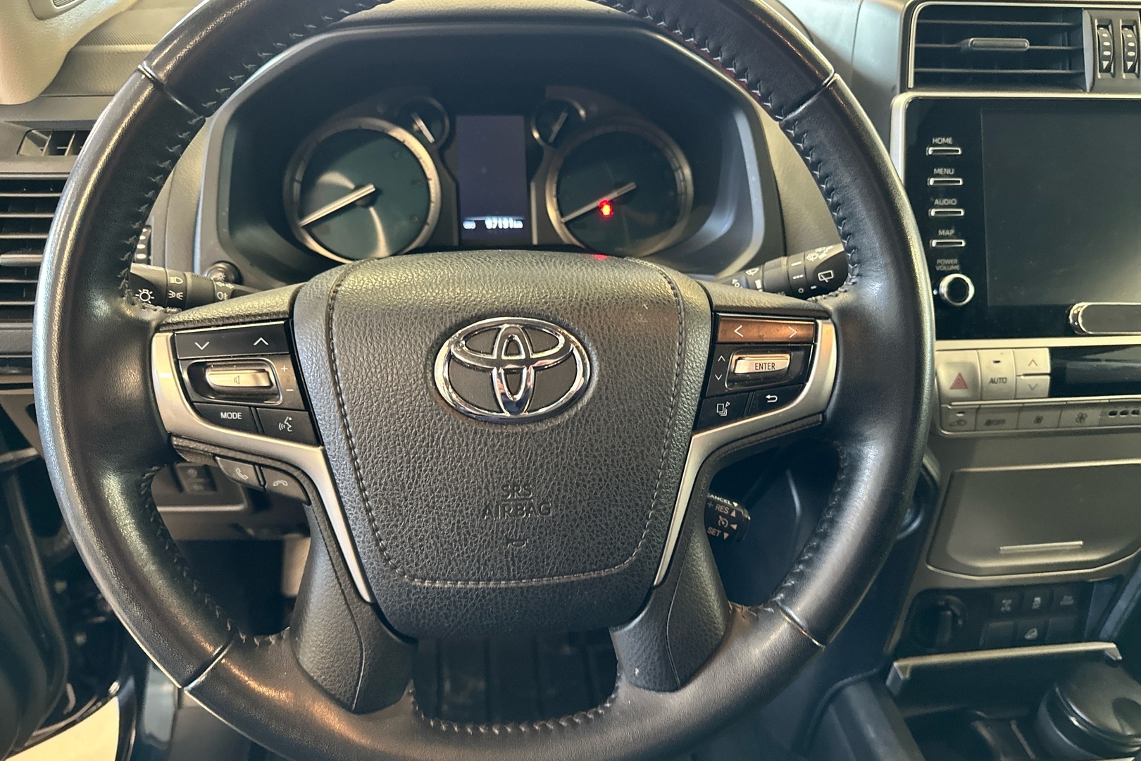 TOYOTA Land Cruiser 2021