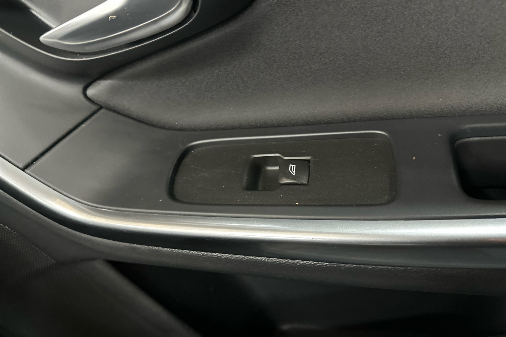 VOLVO V60 2014