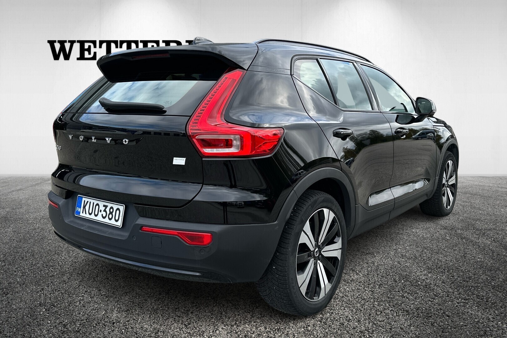 VOLVO XC40 2023