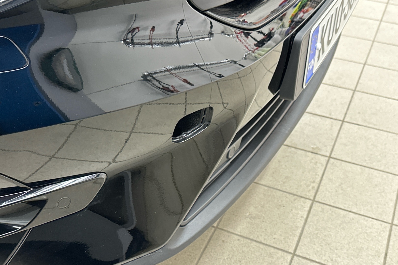 VOLVO XC40 2023